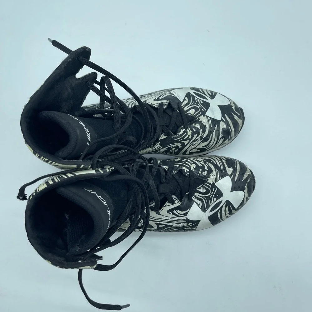 Under Armour Highlight‎ Football Cleats Molded Black White Swirl Mens Size 8